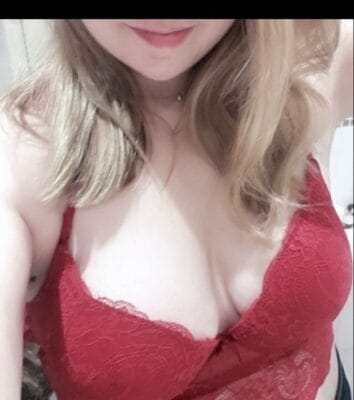 Ambre FREN OnlyFans France - @ambercurves