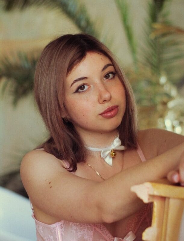 Amelie OnlyFans France - @amelie_sweet