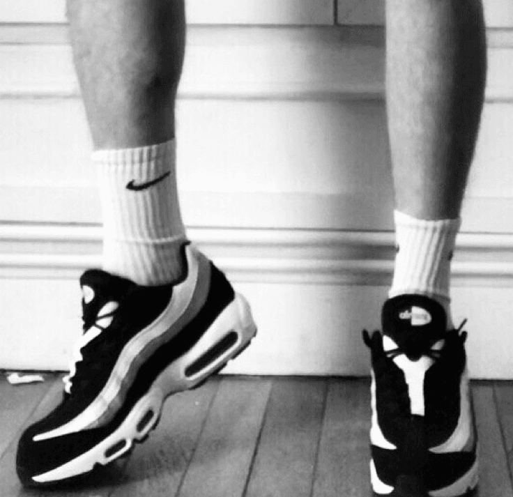 Antho Sneakers Feet OnlyFans France - @anthosnkrsfeet