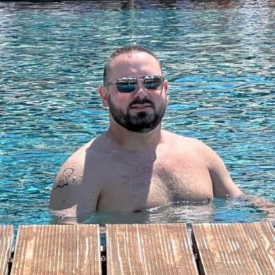 Bearcub 88 OnlyFans France - @bear_cub_88