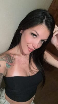Candice OnlyFans France - @coucoucestcandice