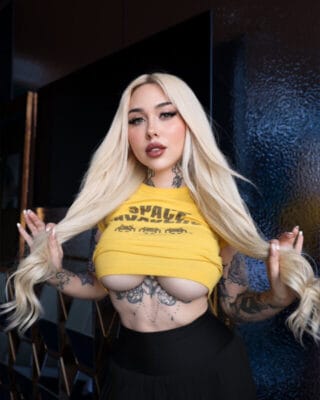 Jade Lavoie OnlyFans France - @jadelavoie
