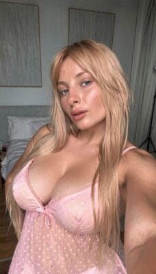Kat OnlyFans France - @katyaaorlova