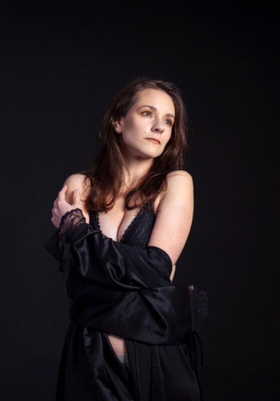Anna OnlyFans France - @lady_nirvana