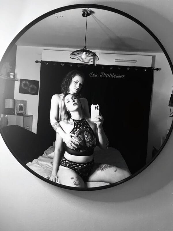 Les Diablesses OnlyFans France - @lesdiablessesfree