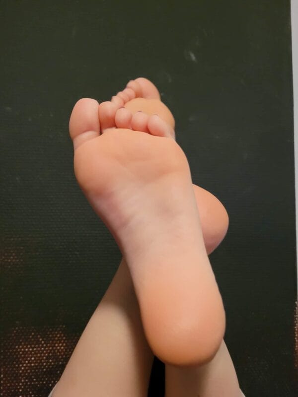 Little french feet OnlyFans France - @littlefrenchfeet4