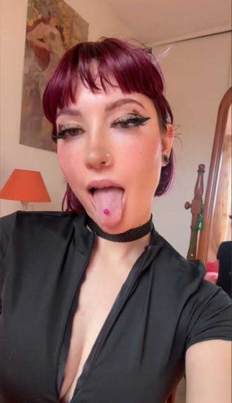 Peachyxbum OnlyFans France - @pchyxbum